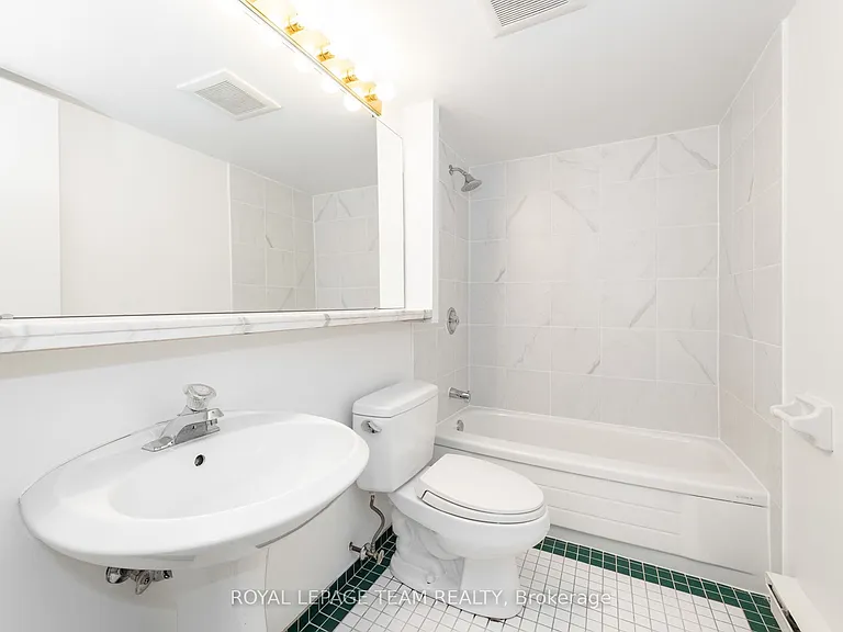 939 N River Rd #105 — Photo 26
