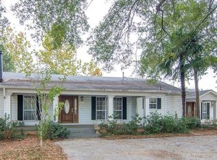 1302 Main St, Logansport, LA 71049