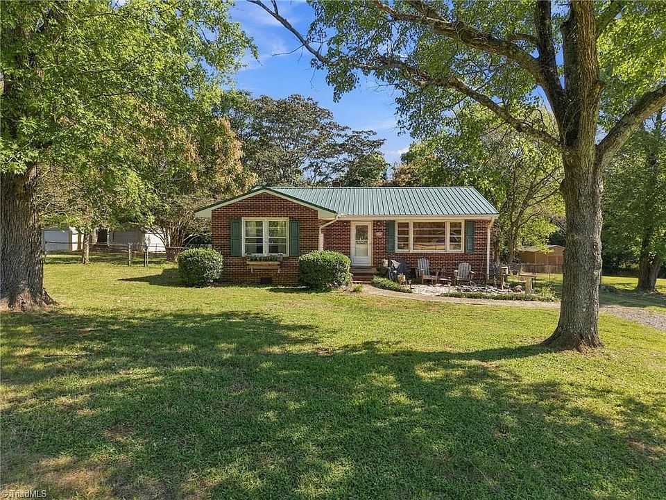 1st image of 1616 Riverside Dr
