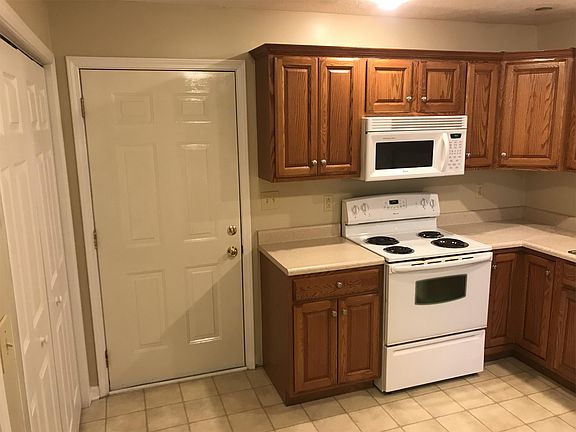 2nd image of 642 McClung Ave APT B