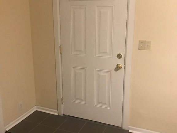 2nd image of 174 Bell Ave