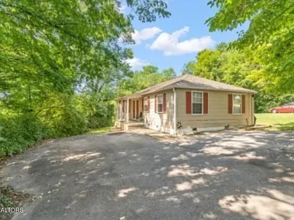 5616/5618 Madonna Cir NE #A&b, Knoxville, TN 37918