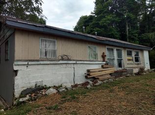 22077 Big Bass Camp Rd, Abingdon, VA 24211