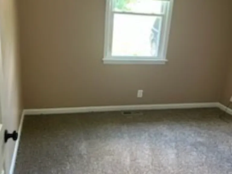 2007 Rosemary Dr — Photo 5