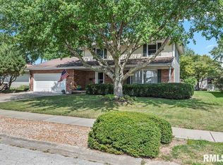 3004 Interlacken Dr, Springfield, IL 62704