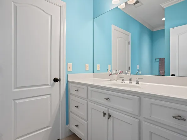 21 Riley Hill Ct, Greer, SC 29650