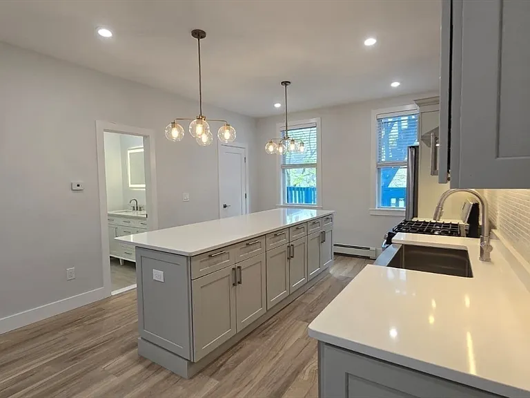 53 W Eagle St #2 — Photo 16