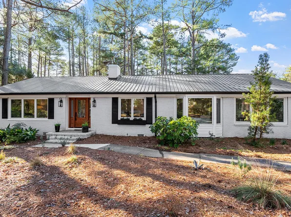 406 Knob Ct, Chapel Hill, NC 27517