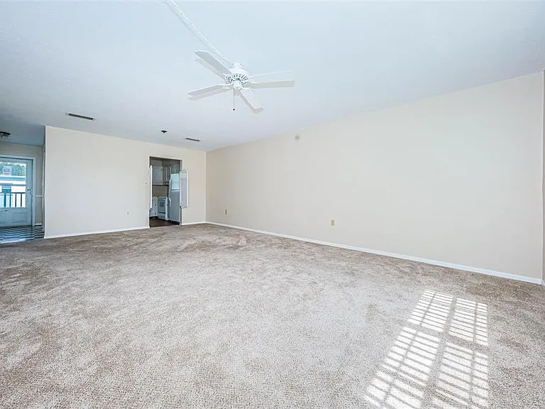 1706 Belleair Forest Dr #322 — Photo 10