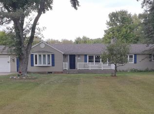 10118 Stoll Rd, Haslett, MI 48840