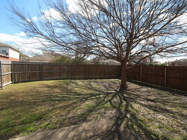 1397 Lochspring Dr — Photo 11