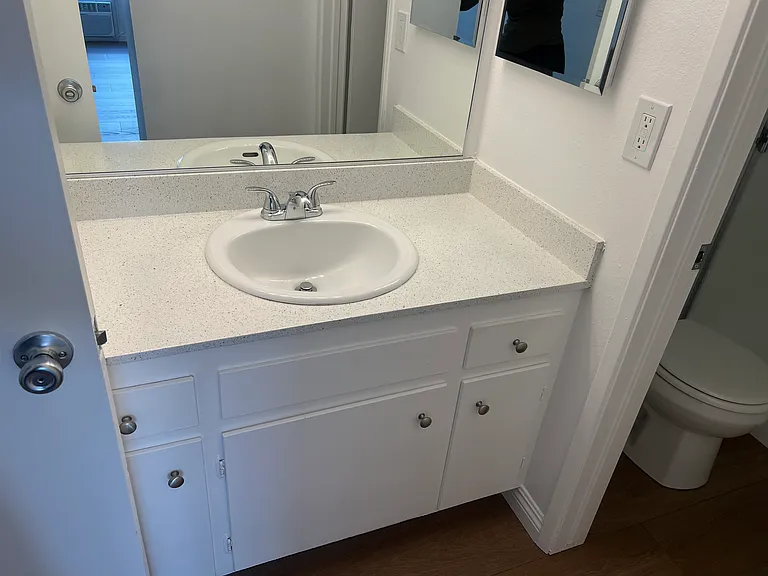 Beachwood Village Apartments — Photo 107