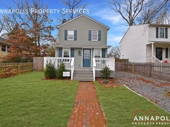 1708 Chesapeake Dr, Edgewater, MD 21037