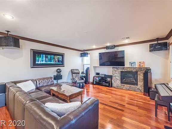 5th image of 11542 Bollinger Ln