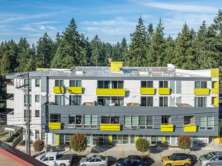 Greenwood Place Apartments — Photo 42