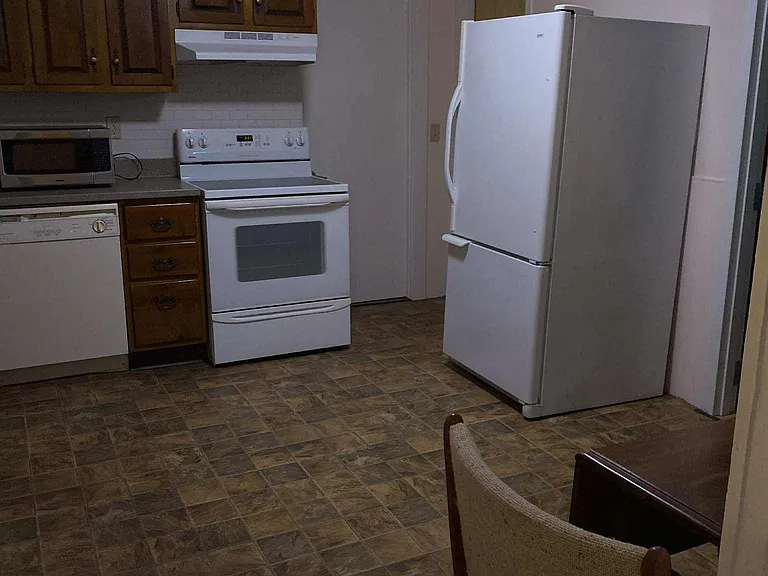 168 Belvidere St #2 — Photo 7