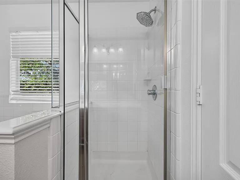 8126 Montague Manor Ln — Photo 27