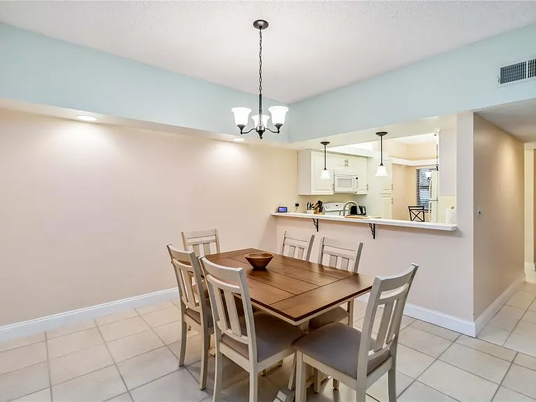 5734 Ashton Lake Dr #7 — Photo 10