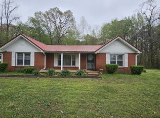 950 Pope Rd, Lexington, TN 38351