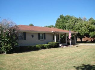 6 Mona Dr, Sikeston, MO 63801