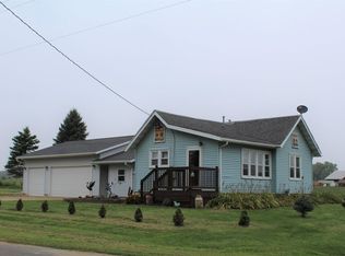 W3402 Grand River Rd, Manchester, WI 53946