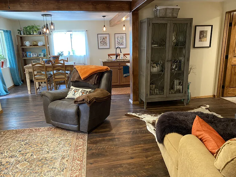 127 Oakley Ln — Photo 30