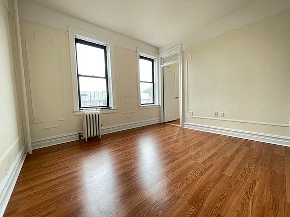 5th image of 32-30 41st St #3