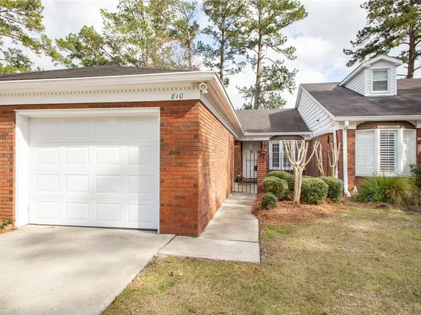 810 Saint Marys Dr, Waycross, GA 31501