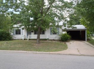 5243 S Ash Ave, Wichita, KS 67216