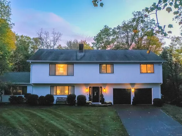 109 Buckboard Lane, Fairfield, CT 06824