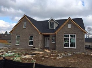 1073 Crestfield Ln, Lexington, KY 40515