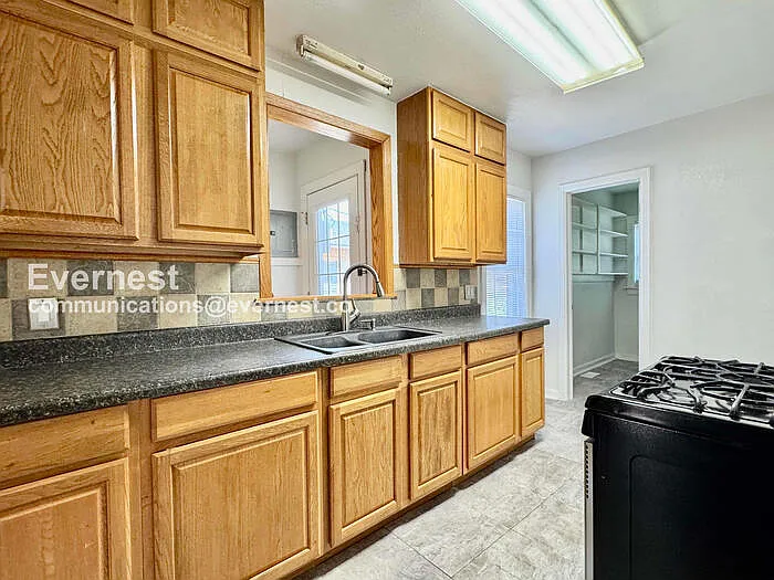 1637 S Indianapolis Ave — Photo 9