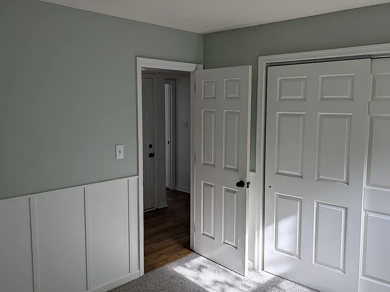 105 Yukon St — Photo 8