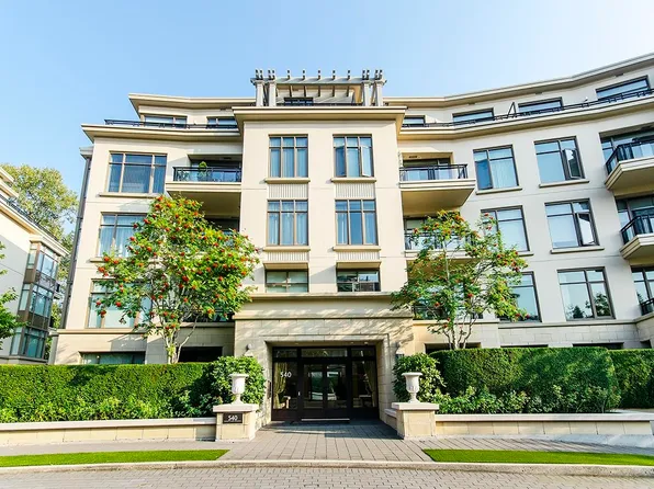 540 Waters Edge Cres #103, West Vancouver, BC V7T 0A2