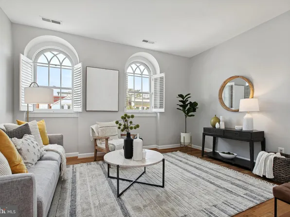 1426 21st St NW APT 404, Washington, DC 20036