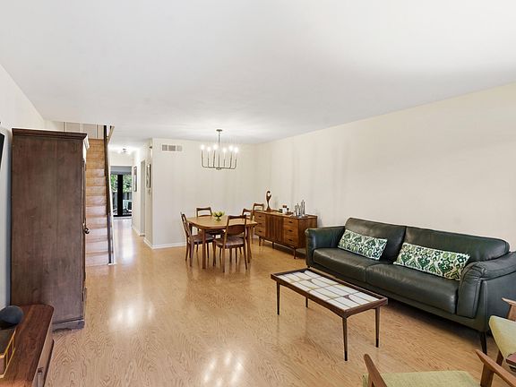 2nd image of 6043 Bayview Drive #6043