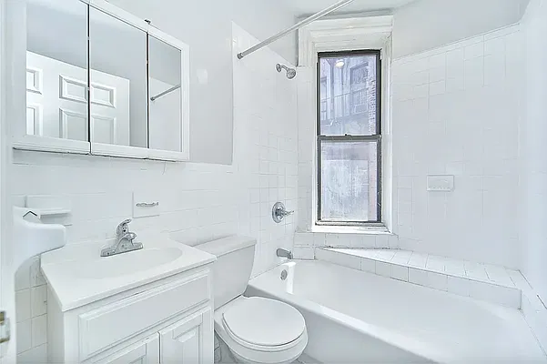 Rented by Living New York | media 8