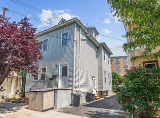 7 Edison Pl, East Rutherford, NJ 07073