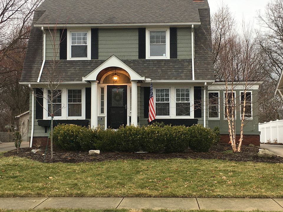 1st image of 4275 W 196th St
