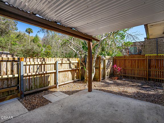 5th image of 69 Springwood Sq