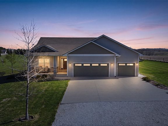 3rd image of 2378 Cumming Rd