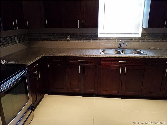 5th image of 4931 NW 11th Ave