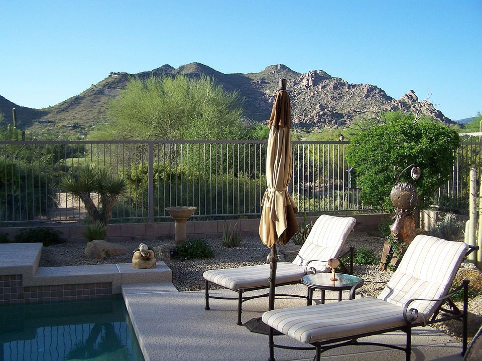 Perfect privacy and amazing Black Mountain views