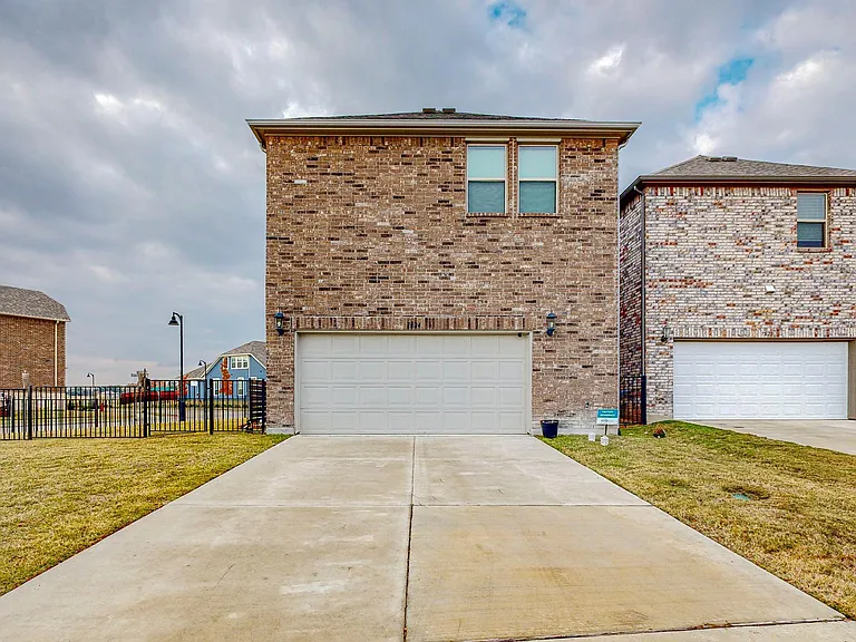 7524 Redondo Dr — Photo 34