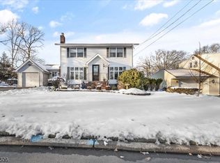 37 Packanack Lake Rd, Wayne, NJ 07470