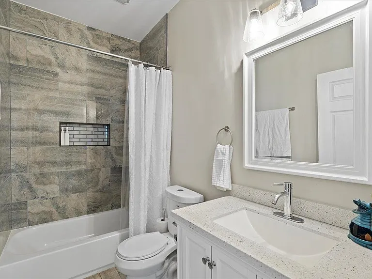 1205 Forrest Ave — Photo 11