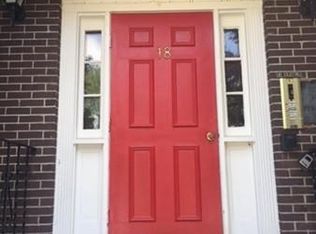 18 Pierce St APT 4, Foxboro, MA 02035