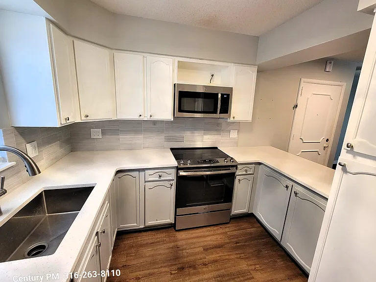 719 N Stackman Dr #D — Photo 20