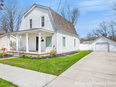 218 Russell St, Allegan, MI, 49010