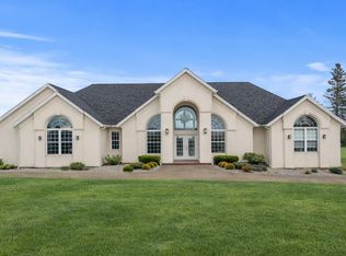 2154 New Glasgow Rd, Grenville Parish, PE C0A 1N0